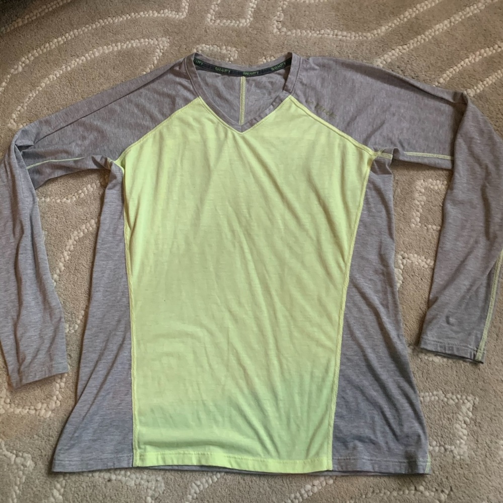 Brooks tech cotton casual wear/ run top